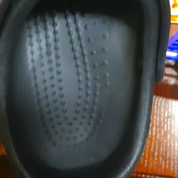 Crocs - Picture 5 of 6